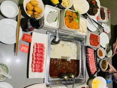 -海底捞火锅(奉化银泰店)