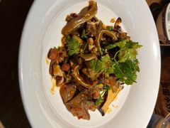 -费大厨辣椒炒肉(万家丽一店)