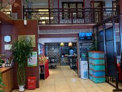 -侬佳蒸菜馆(听潮店)
