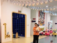 -戊辰亲子游泳俱乐部