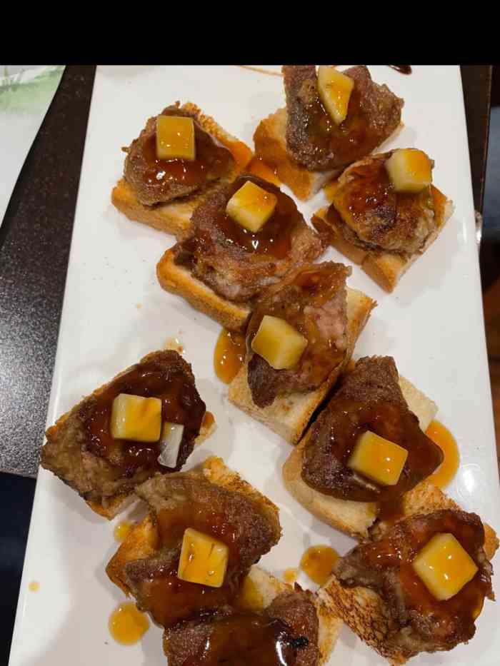 黑松白鹿(金融街店)-"[服务铃]服务:春节前去的,以为人会少.