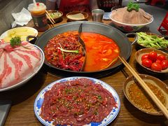 -萍姐火锅·公路夜市(武汉首店)