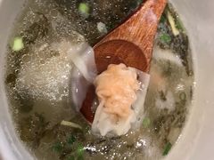 鱼籽鲜虾小馄饨-陈家生煎(世茂双子塔店)