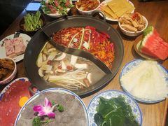 -萍姐火锅·公路夜市(武汉首店)