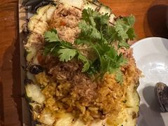 -Chom Cafe and Restaurant