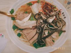 -贵凤凰贵州米粉(五道口店)