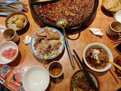 -周小明火锅(黑金冠社区店)