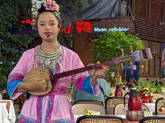 -刘姐啤酒鱼民族演艺餐厅(西街总店)