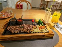 -麓椿花园西餐厅(海乐世界店)