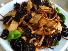 -绿岛酒楼(小海地店)