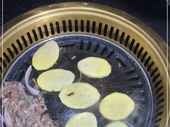 -牛鲜盛齐齐哈尔烤肉(曹路店)