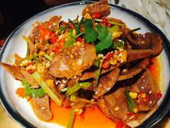 -左庭右院鲜牛肉火锅(南通CBD大有境店)