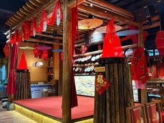 -老滇山寨•云南特色菜•地方菜•民族风情歌舞表演(金碧店)