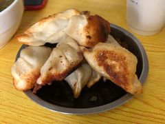 -黄阿姨锅贴大王(万航渡路店)