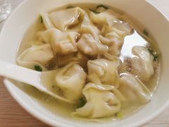 -周震馄饨