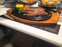 -尊品牛排(绳金塔店)