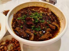 水煮牛肉-尘香•传统川菜(创汇首座店)
