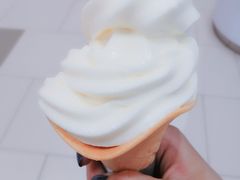 -肯德基(凯德国贸店)