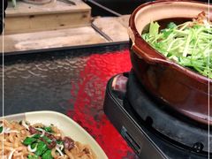 -胡须佬鸡煲四季火锅(海雅缤纷城店)