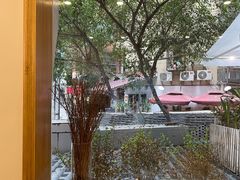 -正南齐北·老街糯米团(洪崖洞店)