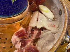-毛辣果·贵州红酸汤牛肉火锅(西单店)