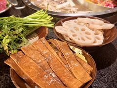-山城棒棒军手作火锅·天花板手撕水牛鲜毛肚(北京店)