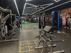 -懒人Club健身(卓越时代广场店)