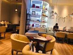 -燕庭·纯燕窝·甜品下午茶(南京西路店)