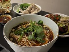 -尚足影院式足疗·住宿·美食(解放碑店)