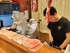 -天成·潮州牛肉脆肉鱼生蚝自助火锅