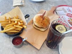 -必胜客(港悦广场店)