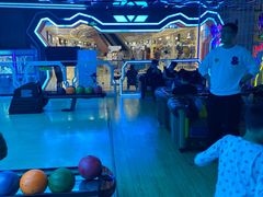 -世代星球·保龄球·镭战真人CS·团建(杨浦店)