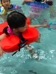 -海豚湾婴儿游泳(塘沽店)