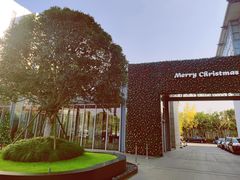 -奔驰上海利星(七宝店)