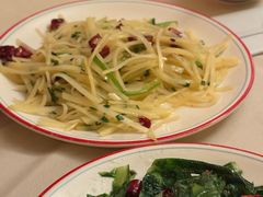 -龙门阵茶屋川菜馆(武康路店)
