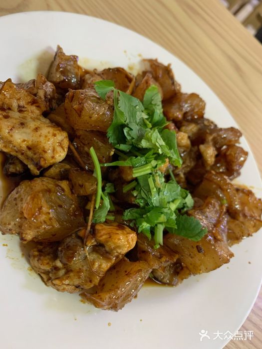 王三姑牛肉饼凉拌牛蹄筋图片
