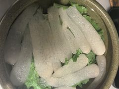 -尚尚仙·酸汤猪手·猪肚鸡火锅(华联万柳购物中心店)