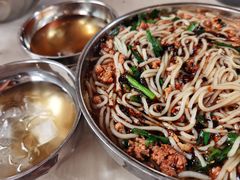 -正宗杨记普洱酸醋米线(总店)