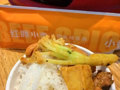 -红渡小香·牛肉麻辣香锅(车站南路店)