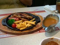 -香港新发烧腊茶餐厅(书城店)