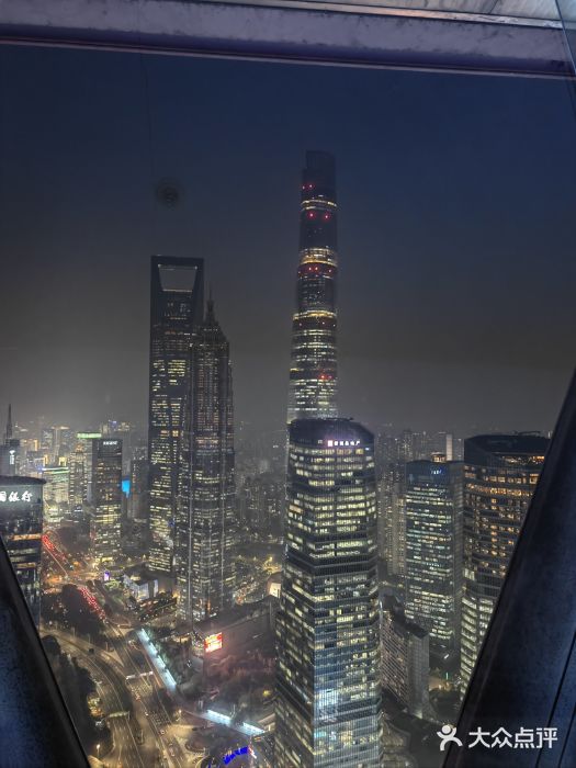 东方明珠广播电视塔图片