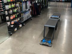 -迪卡侬(西三旗店)