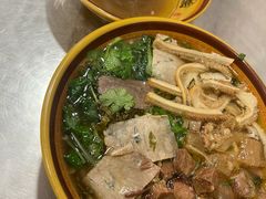 -花溪牛肉粉(八鸽岩店)