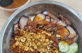 Meat-loaded Cold Noodles