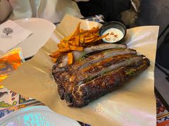 -LESCEDARS Brasserie Bistro香柏树