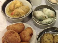 炸虾丸-凯悦大酒楼