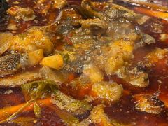 红汤锅-肖肖酸萝卜鱼火锅(总店)