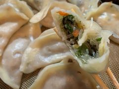 -金城包子牛肉灌汤包(台东四路店)