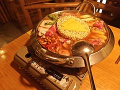 -恩你小木屋·韩式料理(假日广场店)