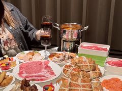 -华邑酒店·鲜艳全日自助餐厅